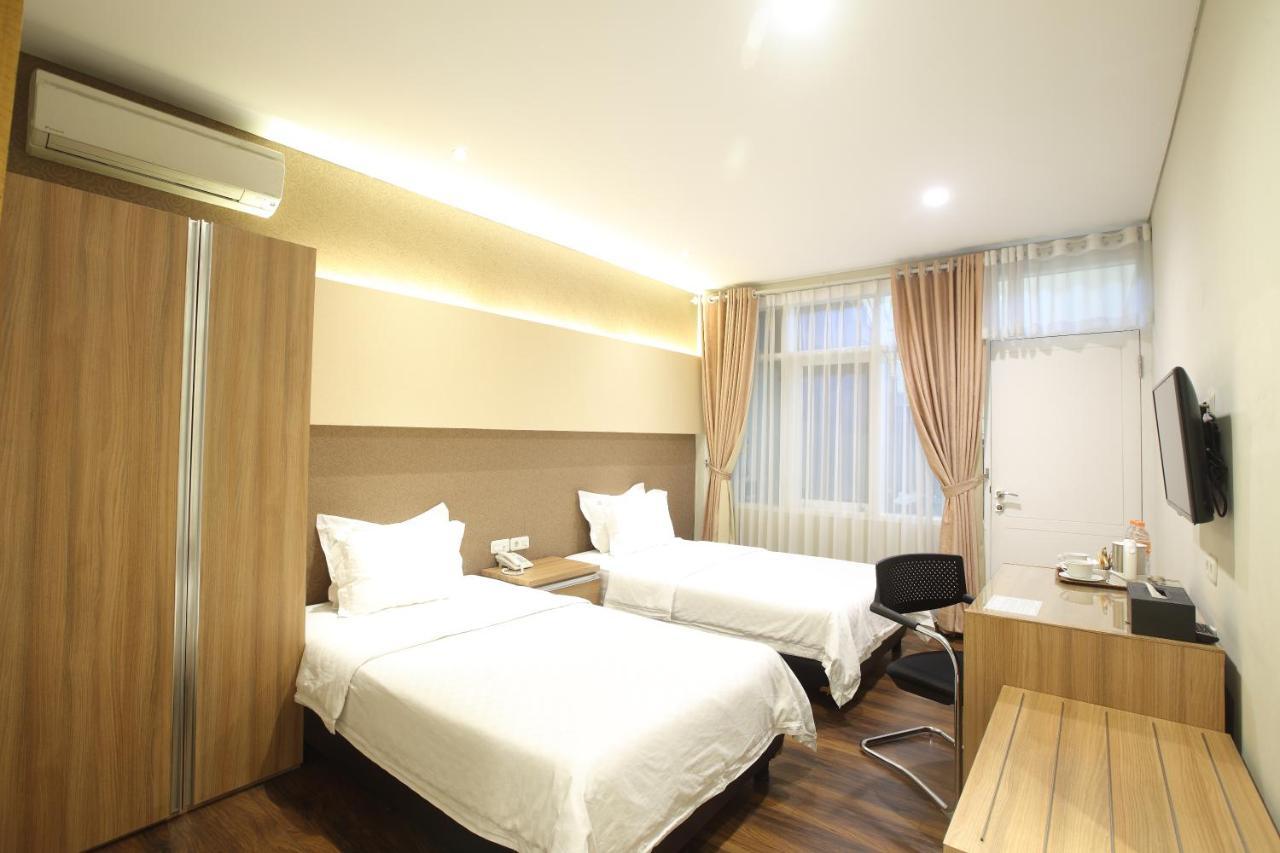 Dago 207 Hotel Bandung Exterior photo