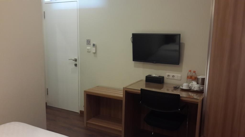 Dago 207 Hotel Bandung Room photo