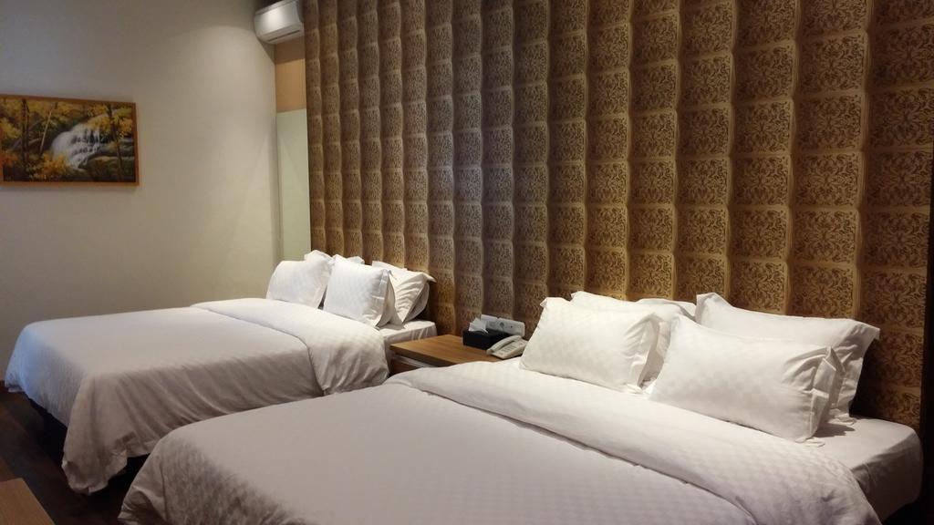 Dago 207 Hotel Bandung Room photo
