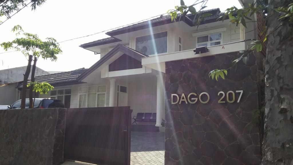 Dago 207 Hotel Bandung Exterior photo