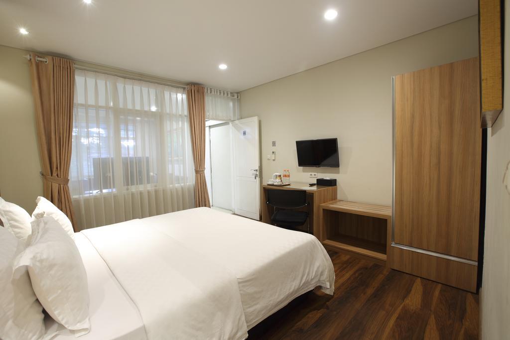 Dago 207 Hotel Bandung Exterior photo